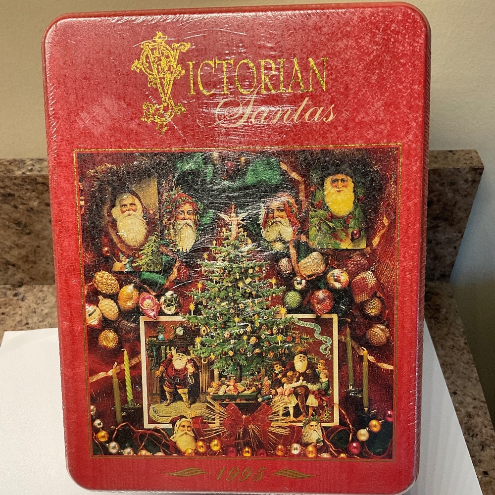Hallmark Victorian Santas 1995 Second In A Series  Sealed Collectible Tin